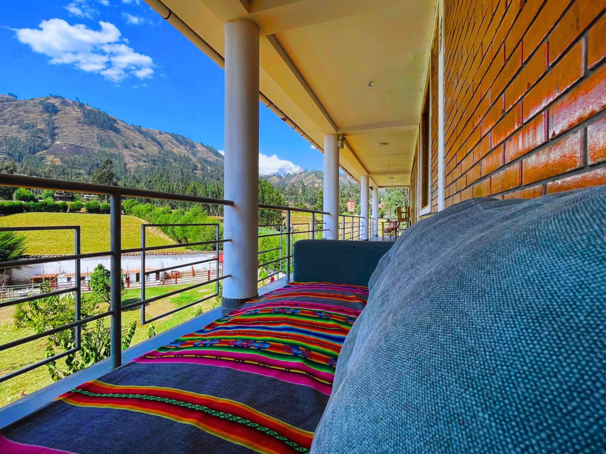 Runaway Eco Hotel Carhuaz Exterior photo